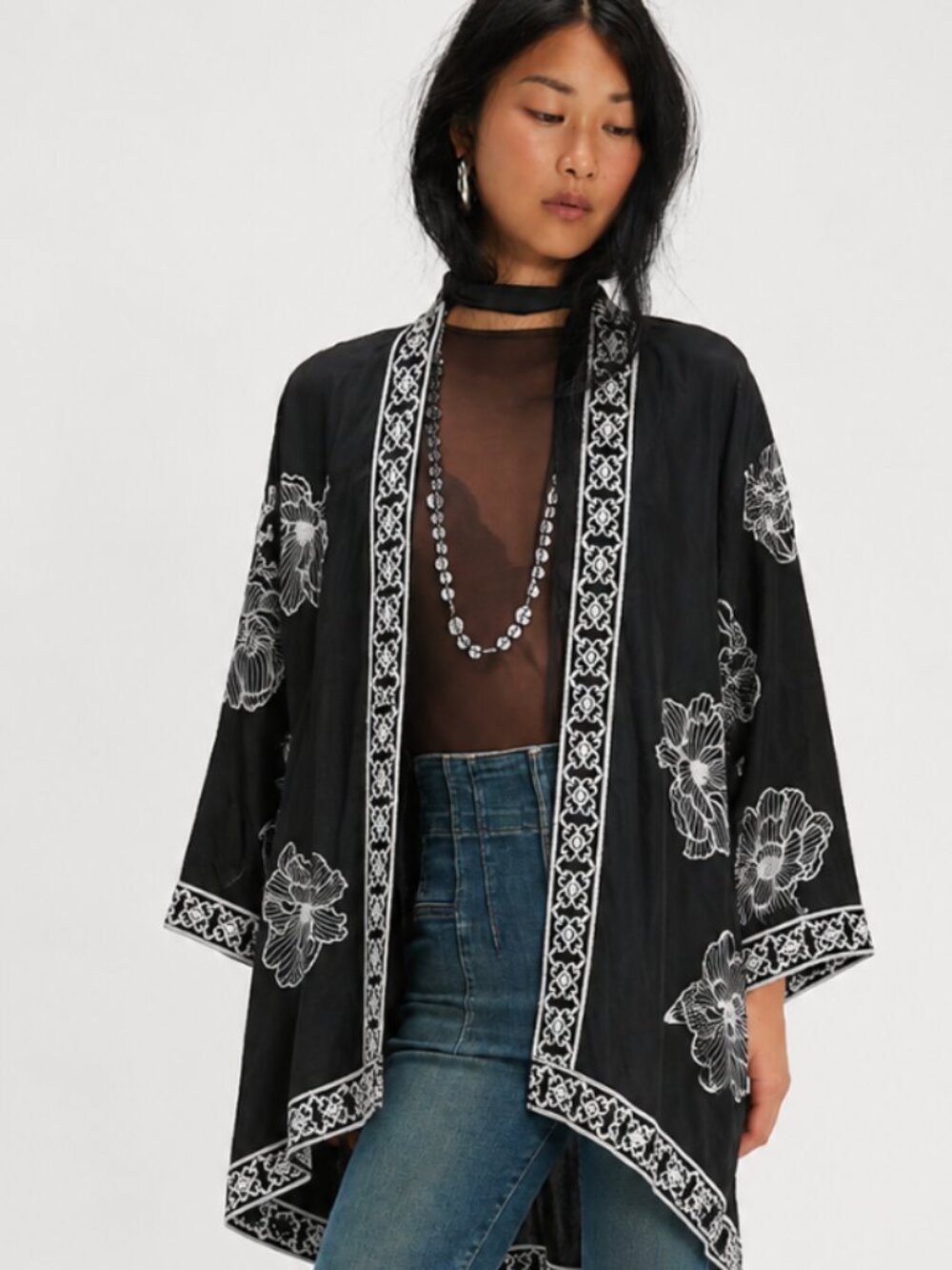 CHICO'S EMBROIDERED KIMONO